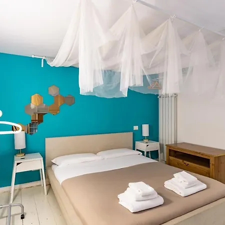 Konukevi Napoli Napoli Rooms 3*