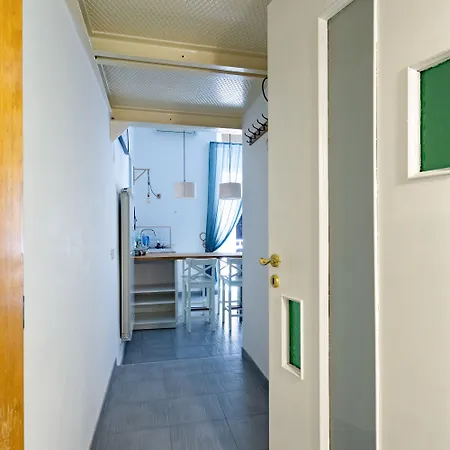Napoli Napoli Rooms Konukevi 3*