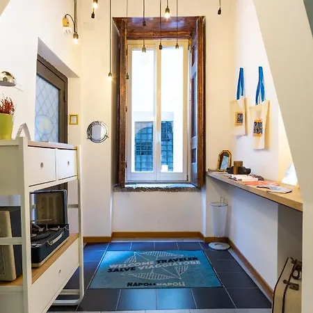 Napoli Napoli Rooms ゲストハウス ナポリ