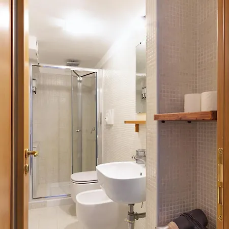 ゲストハウス Napoli Napoli Rooms ナポリ