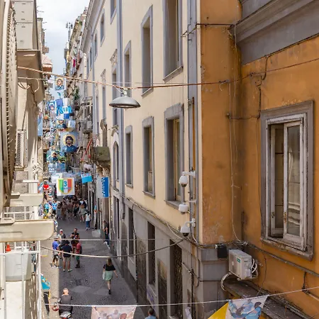Napoli Napoli Rooms 3* 나폴리